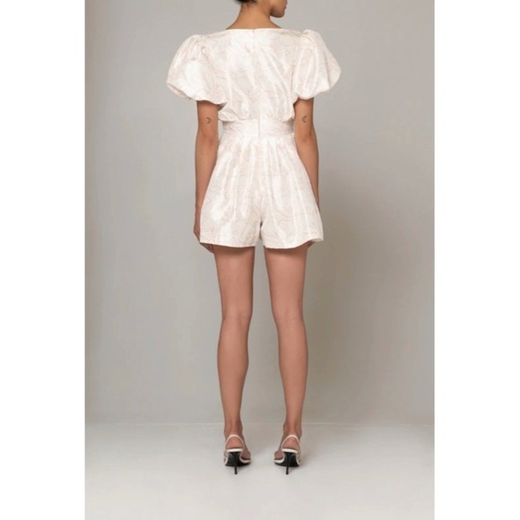 Boskemper Sakura romper in cherry blossom with puff sleeves - Picture 2 of 6